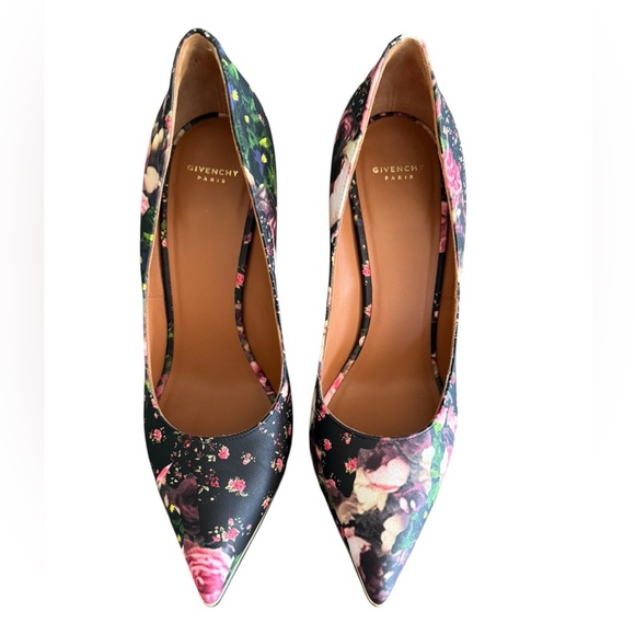 Givenchy Black Floral Nappa leather Python print Pumps gold tone details sz38 - Picture 3 of 6